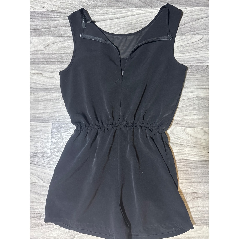 Forever 21 Womens Black Sleeveless Front Zip‎ Romper Elastic Waist Small